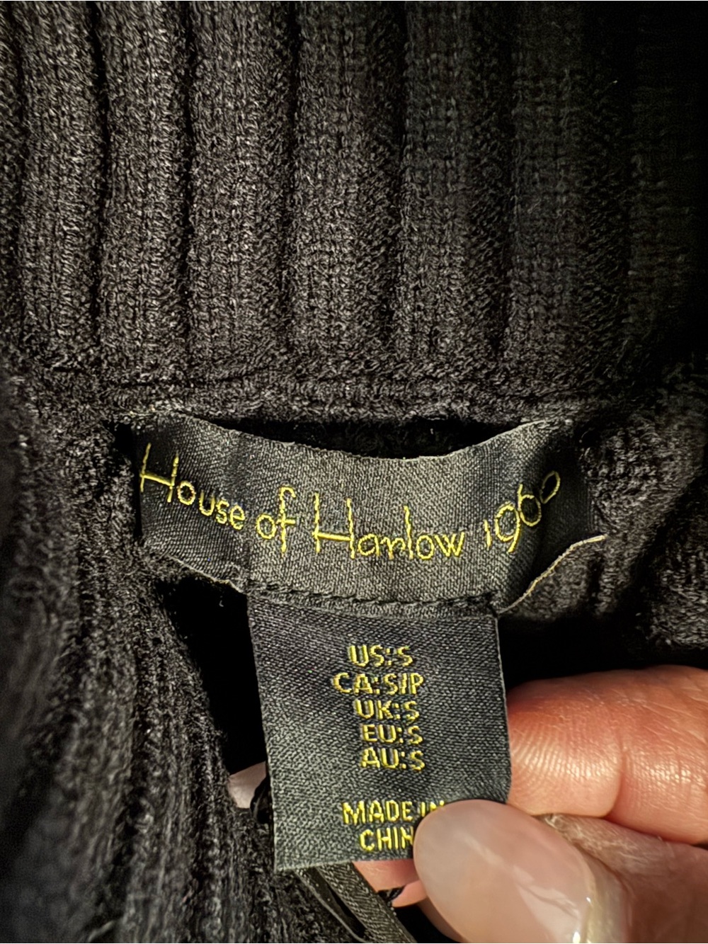 House of Harlow 1960 Black Cropped Turtleneck Sweater - Picture 4 of 7